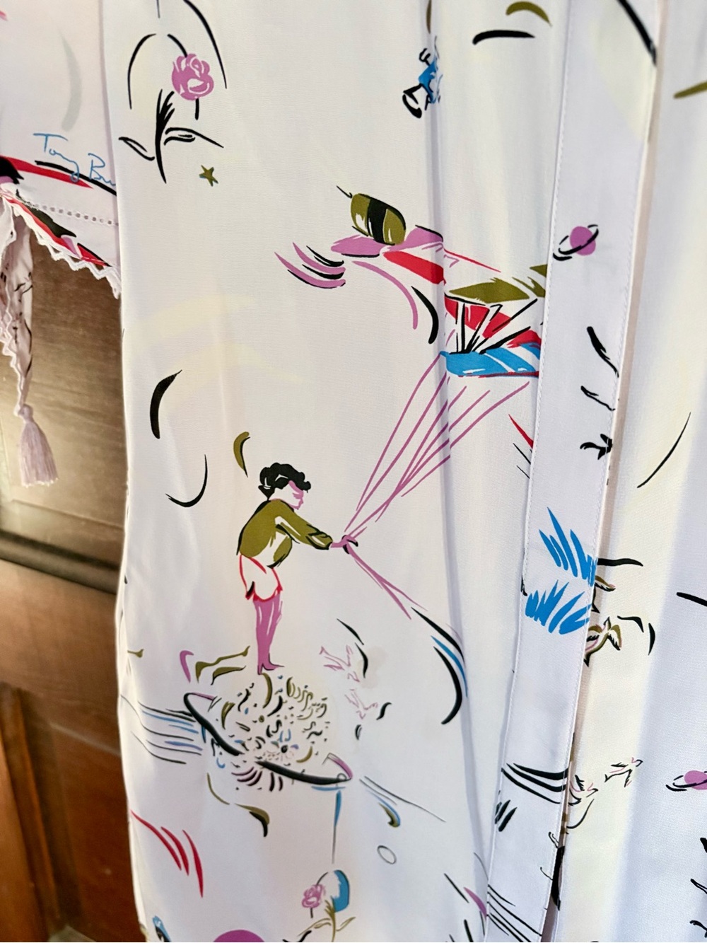 Tory Burch White silk Short-Sleeve Printed Blouse with Tassel Details - Picture 4 of 5